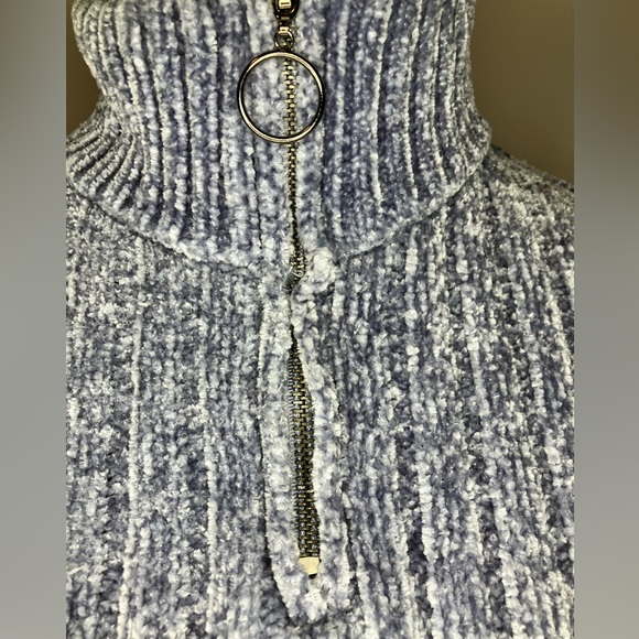 Hippie Rose Women’s Sweater Light Blue Size Large - Picture 4 of 9